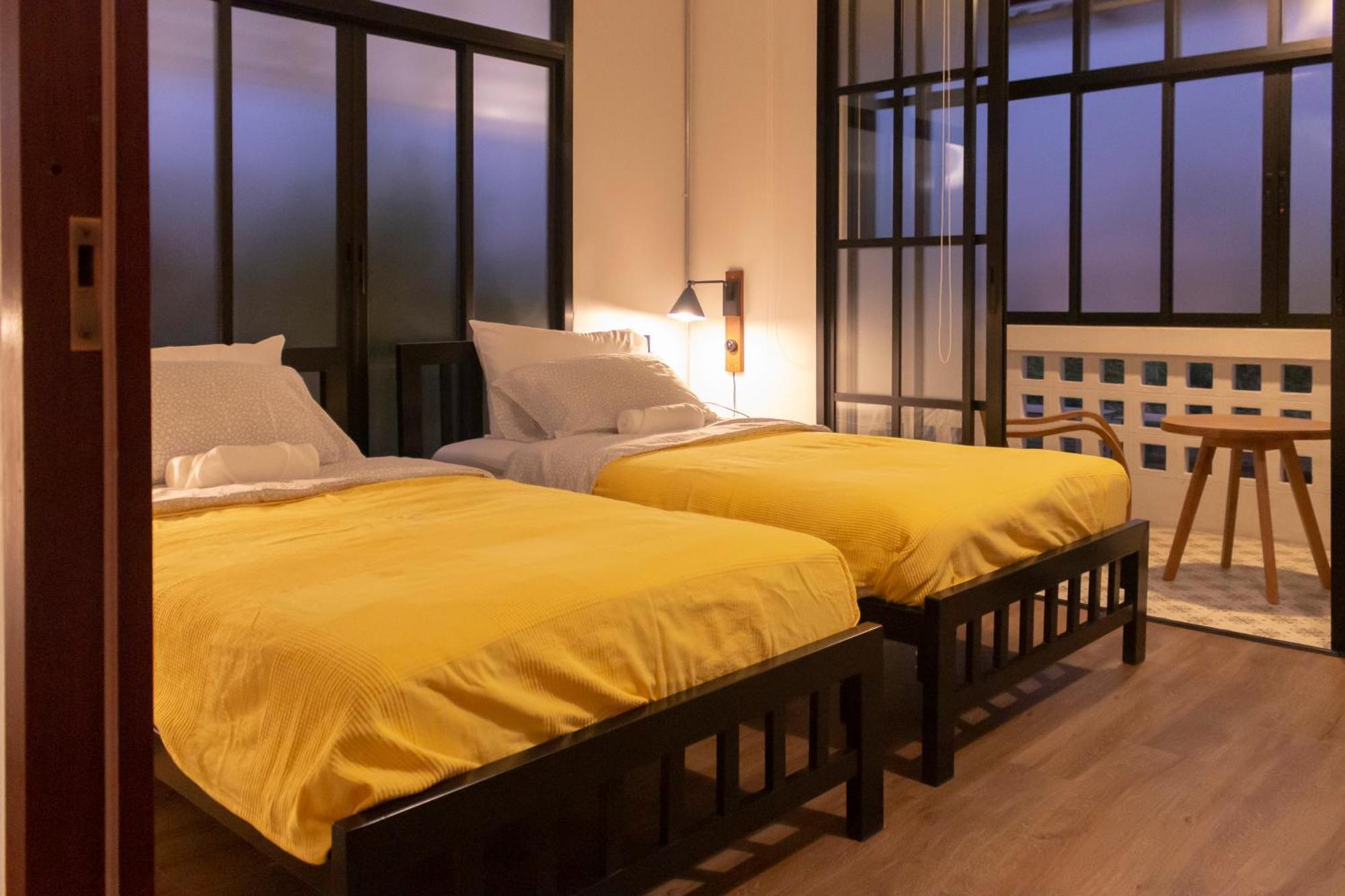 Liaw Base House Vandrehjem Bangkok Eksteriør billede